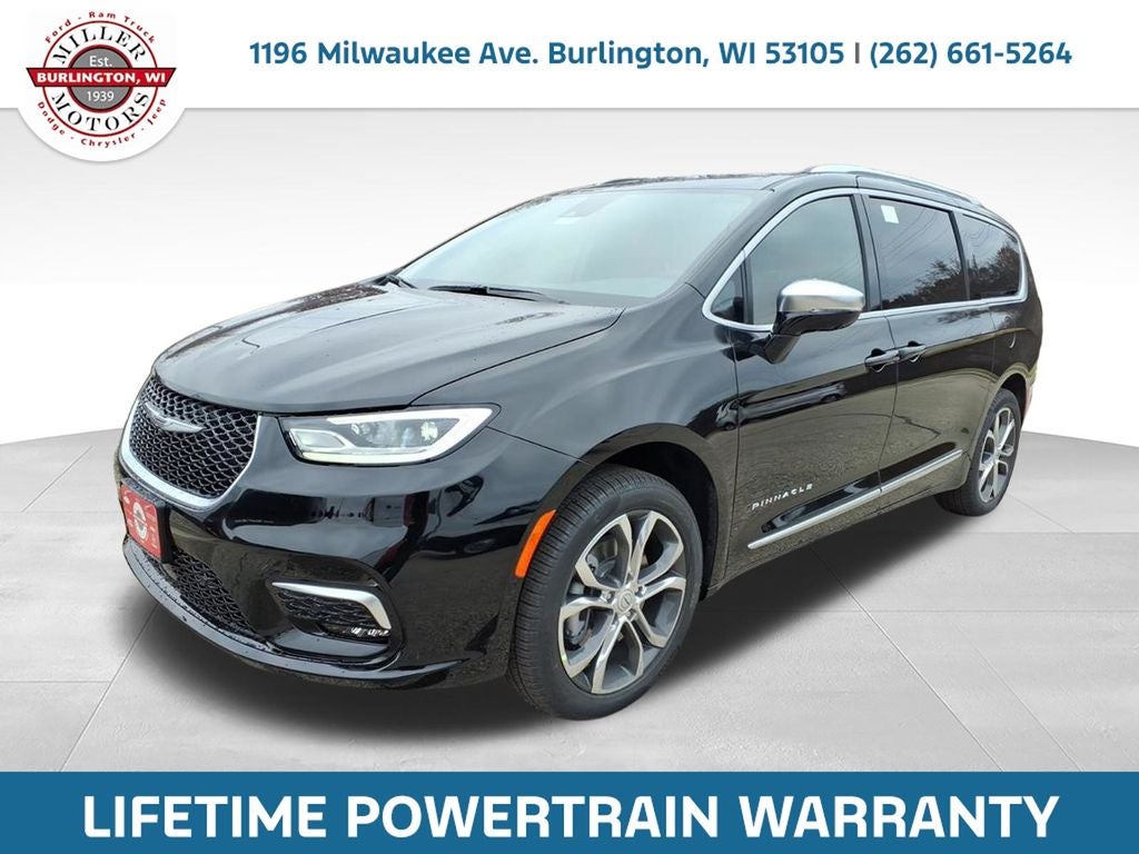 2026 Chrysler Pacifica PACIFICA PINNACLE AWD in Diamond Black Crystal Pearl-Coat Exterior Paint — front three-quarter view